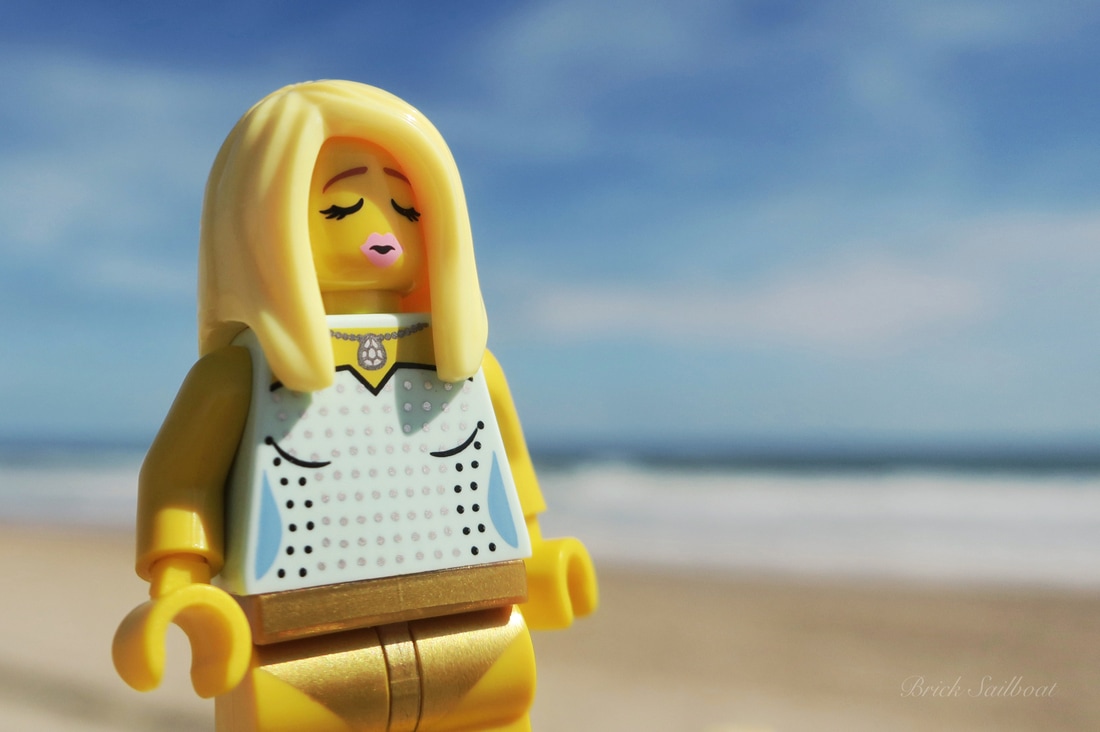 Lego springbreakers head to the beach